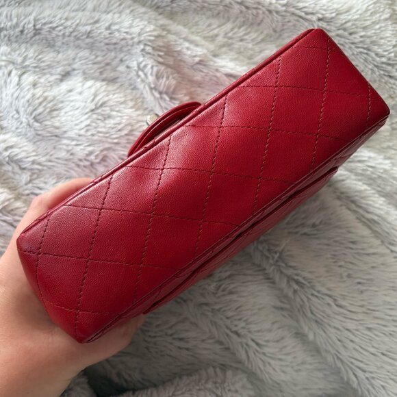 Quilted CHANEL Lambskin Mini Flap Shoulder Bag in Red - Picture 6 of 14
